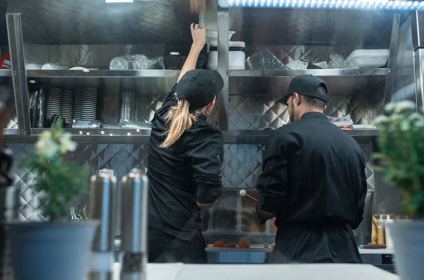 The Hidden Psychology Driving Demand for Professional Food Service Solutions Today